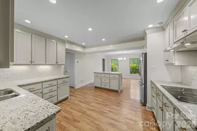 207 Williamsburg Lane, Wadesboro, NC 28170 - Photo 18