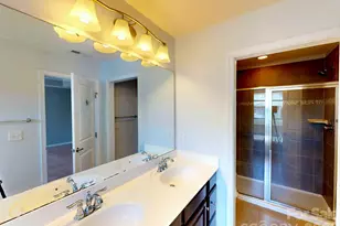 1637 Fleetwood Dr, Charlotte, NC 28208 - Photo 12