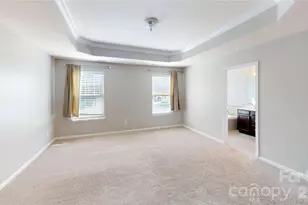 1637 Fleetwood Dr, Charlotte, NC 28208 - Photo 8