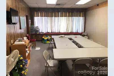 104 Fairway Shopping Center Street, Hudson, NC 28638 - Photo 6