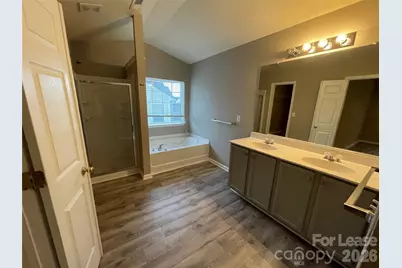 6632 Centerline Drive, Charlotte, NC 28278 - Photo 10