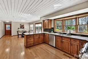 142 Scotland Dr, Mooresville, NC 28115 - Photo 12