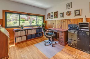 10 Hillendale Rd, Asheville, NC 28805 - Photo 28