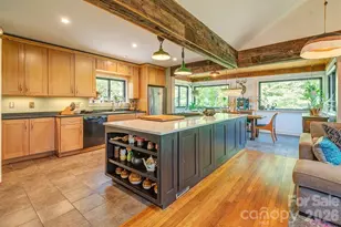 10 Hillendale Rd, Asheville, NC 28805 - Photo 12
