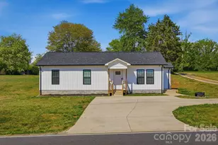 177 Duke St, Granite Falls, NC 28630 - Photo 2