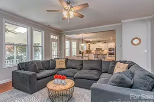 2008 Shalford Ln, Matthews, NC 28104 - Photo 10