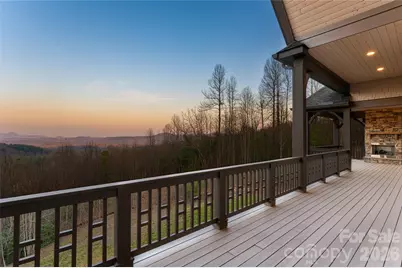 527 Falkirk Way, Zirconia, NC 28790 - Photo 2