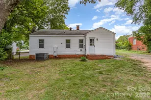 2601 Ashley Rd, Charlotte, NC 28208 - Photo 18