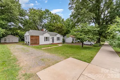 2601 Ashley Road, Charlotte, NC 28208 - Photo 28