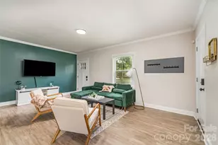 2601 Ashley Rd, Charlotte, NC 28208 - Photo 6