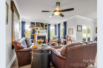 255 Fox Cove Road, Hendersonville, NC 28792 - Photo 18