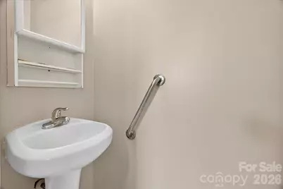 2221 Ludlow Drive, Charlotte, NC 28216 - Photo 18