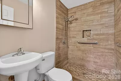 2221 Ludlow Drive, Charlotte, NC 28216 - Photo 20