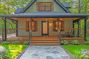 327 Flat Ridge Dr, Lake Toxaway, NC 28774 - Photo 4