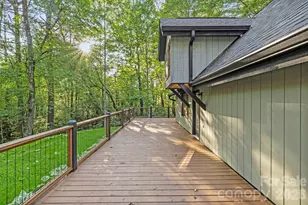 327 Flat Ridge Dr, Lake Toxaway, NC 28774 - Photo 10