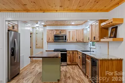 327 Flat Ridge Drive, Lake Toxaway, NC 28774 - Photo 18