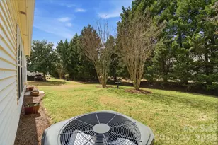 6319 Highland Commons Rd, Charlotte, NC 28269 - Photo 22
