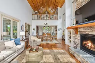 18321 Rosapenny Rd, Charlotte, NC 28278 - Photo 4