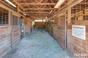 40 Chambers Dr, Weaverville, NC 28787 - Photo 32