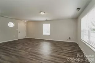 5705 Kelden Walker Ln, Charlotte, NC 28269 - Photo 6