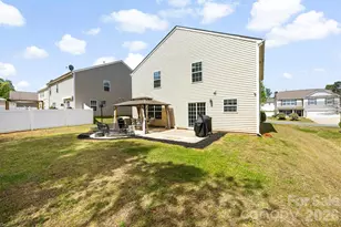 4715 McClure Rd, Charlotte, NC 28216 - Photo 36