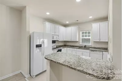 16914 Commons Creek Drive, Charlotte, NC 28277 - Photo 6