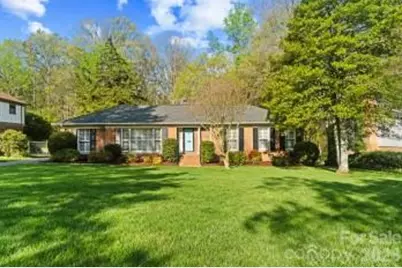 138 Dovershire Road, Charlotte, NC 28270 - Photo 2