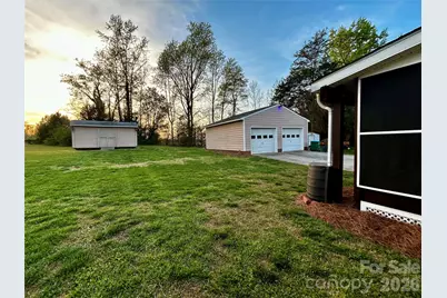 205 Linville Court, Bessemer City, NC 28016 - Photo 32