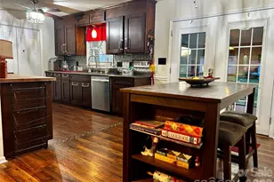 205 Linville Ct, Bessemer City, NC 28016 - Photo 16