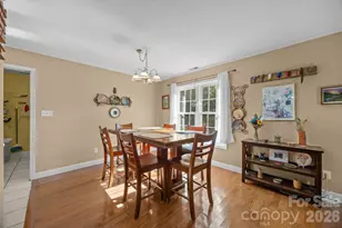 73 Waters Rd, Asheville, NC 28805 - Photo 10