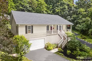 73 Waters Rd, Asheville, NC 28805 - Photo 2