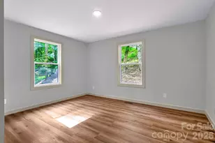 1282 Old Country Rd, Waynesville, NC 28786 - Photo 12
