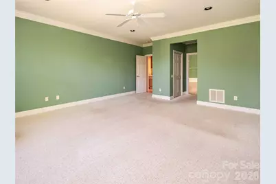 124 Towne Place Drive, Hendersonville, NC 28792 - Photo 14