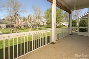 124 Towne Pl Dr, Hendersonville, NC 28792 - Photo 26