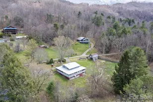 838 Hidden Valley Rd, Clyde, NC 28721 - Photo 2