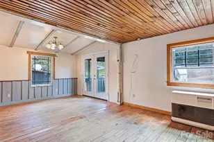 838 Hidden Valley Rd, Clyde, NC 28721 - Photo 18