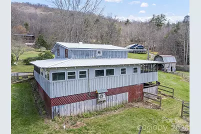 838 Hidden Valley Road, Clyde, NC 28721 - Photo 8