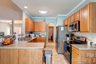 8423 Meadowcreek Village Dr, Locust, NC 28097 - Photo 16