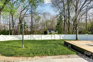 8423 Meadowcreek Village Dr, Locust, NC 28097 - Photo 32