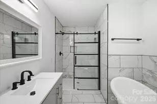 1413 Hateras Ave, Charlotte, NC 28216 - Photo 14