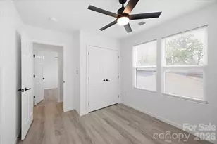 1413 Hateras Ave, Charlotte, NC 28216 - Photo 18