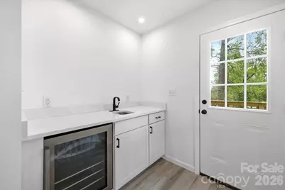 1413 Hateras Avenue, Charlotte, NC 28216 - Photo 16