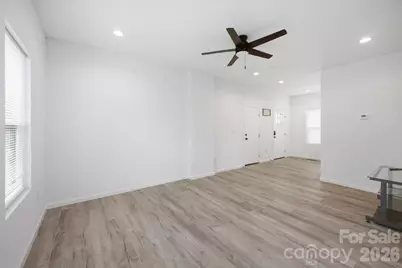 1413 Hateras Avenue, Charlotte, NC 28216 - Photo 8