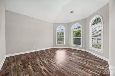 324 Kerrydale Court, Clover, SC 29710 - Photo 4