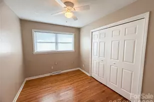 290 Salem Ave, Dallas, NC 28034 - Photo 4