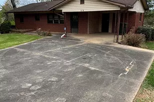 819 N Piedmont Ave, Kings Mountain, NC 28086 - Photo 2