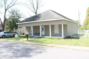 718 Live Oak St, Shelby, NC 28151 - Photo 1