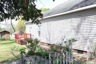 718 Live Oak St, Shelby, NC 28151 - Photo 4