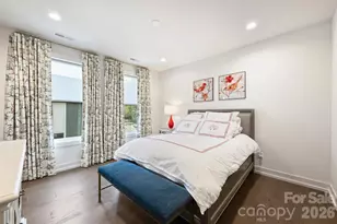 1500 Hawthorne Ln, Charlotte, NC 28205 - Photo 14