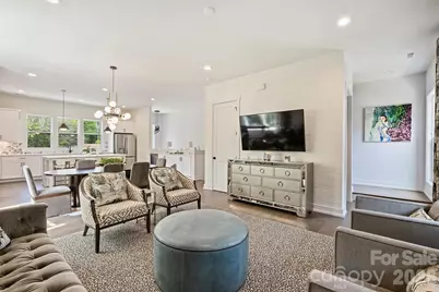 1500 Hawthorne Lane #A, Charlotte, NC 28205 - Photo 12